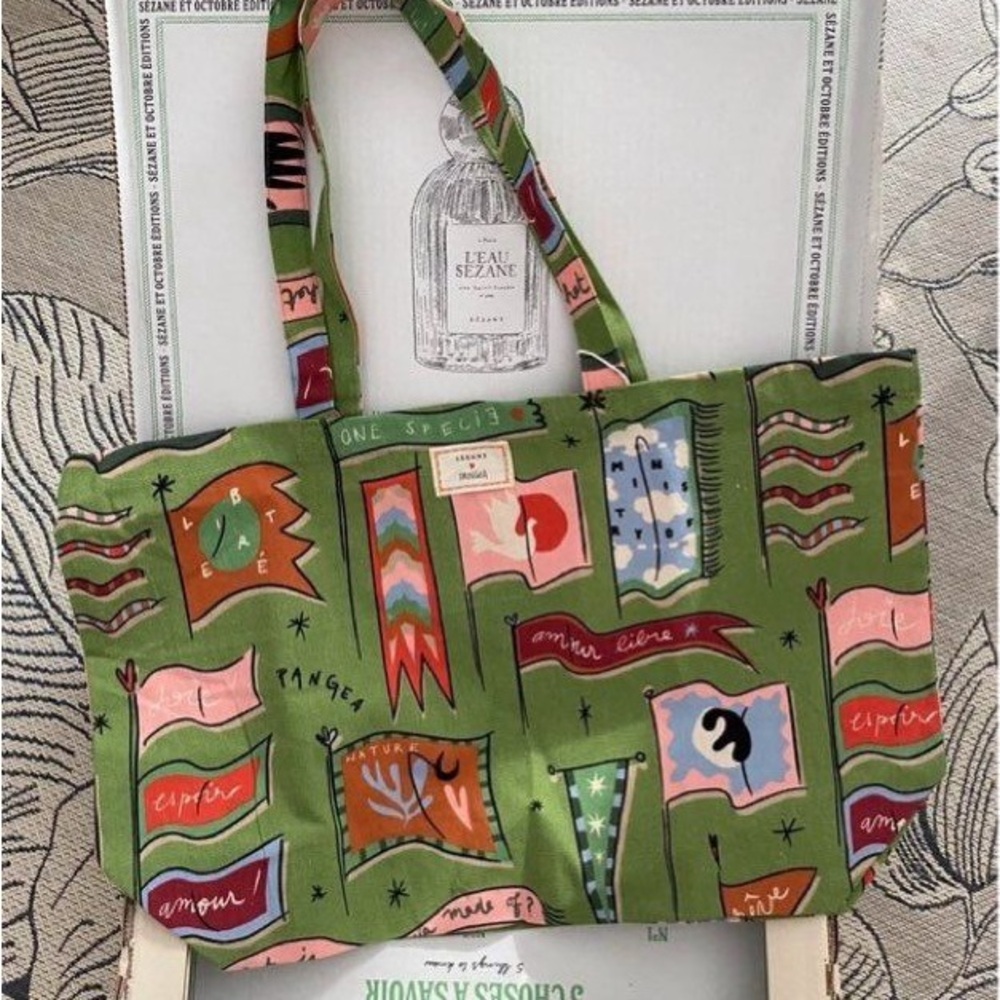 Sézane x Pangea Tote Bag Drapeau Fond Vert - NWT - Picture 2 of 10